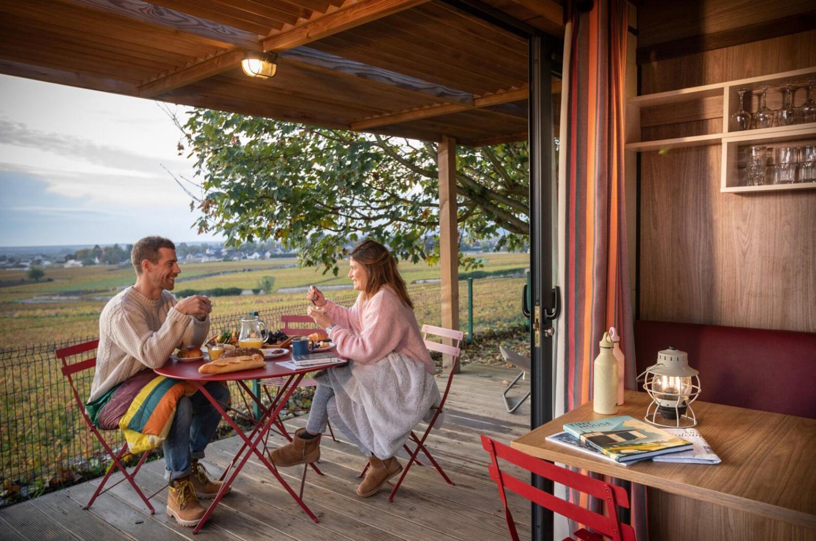 Huttopia Meursault Rum bild
